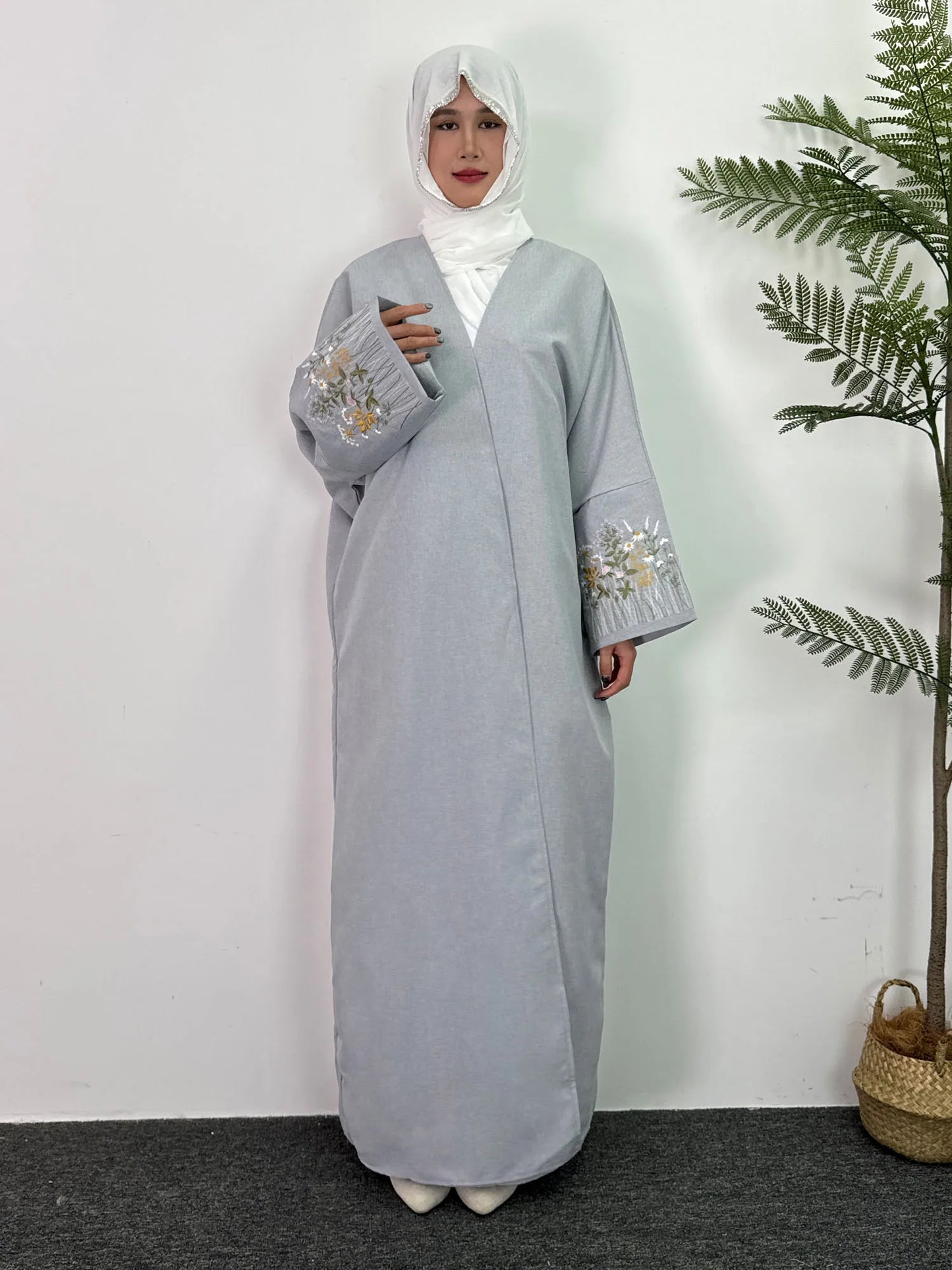 Embroidery Floral Open Front Abaya Women Maxi Length Dress Muslim Abayas Long Sleeve Kaftans Women Jilbabs Women's Clothing