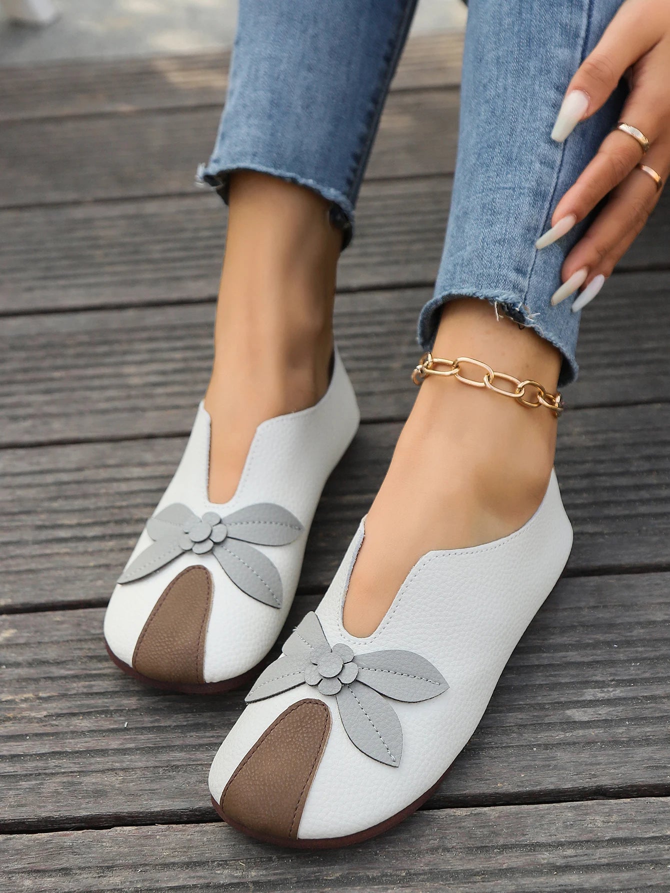 Women's casual flat sole single shoes, comfortable and versatile soft sole loafers, fashionable Mary Jane ballet shoes