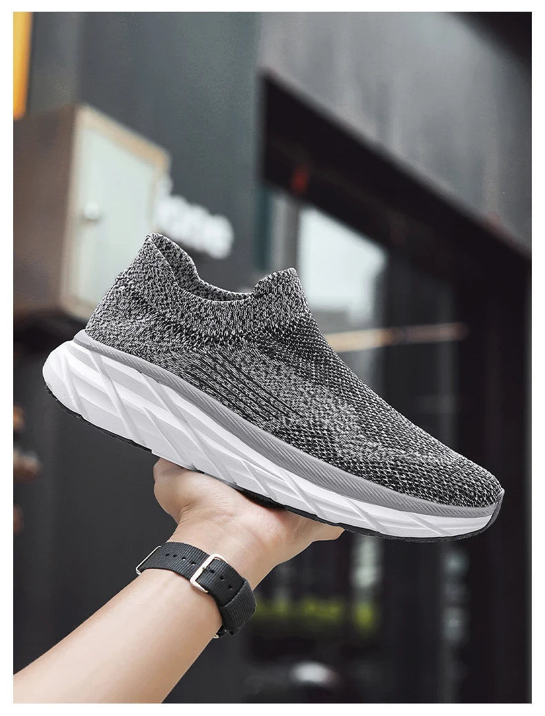 Breathable new men's and women's casual shoes spring and autumn light couples walking non-slip sports shoes large size