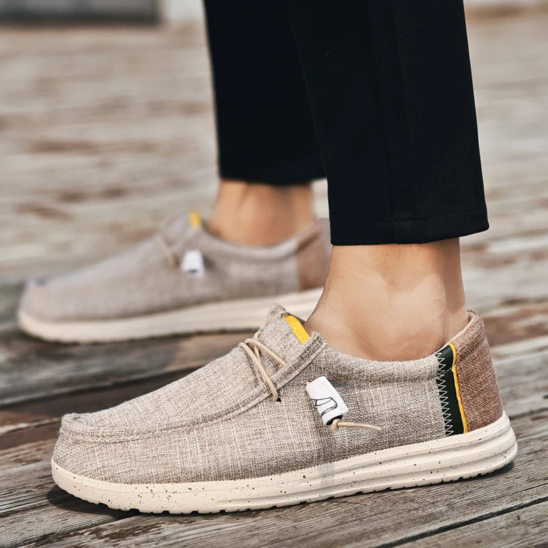 New large size men's canvas shoes thick sole light leisure sneakers men loafers walking sports fashion men's vulcanized shoes