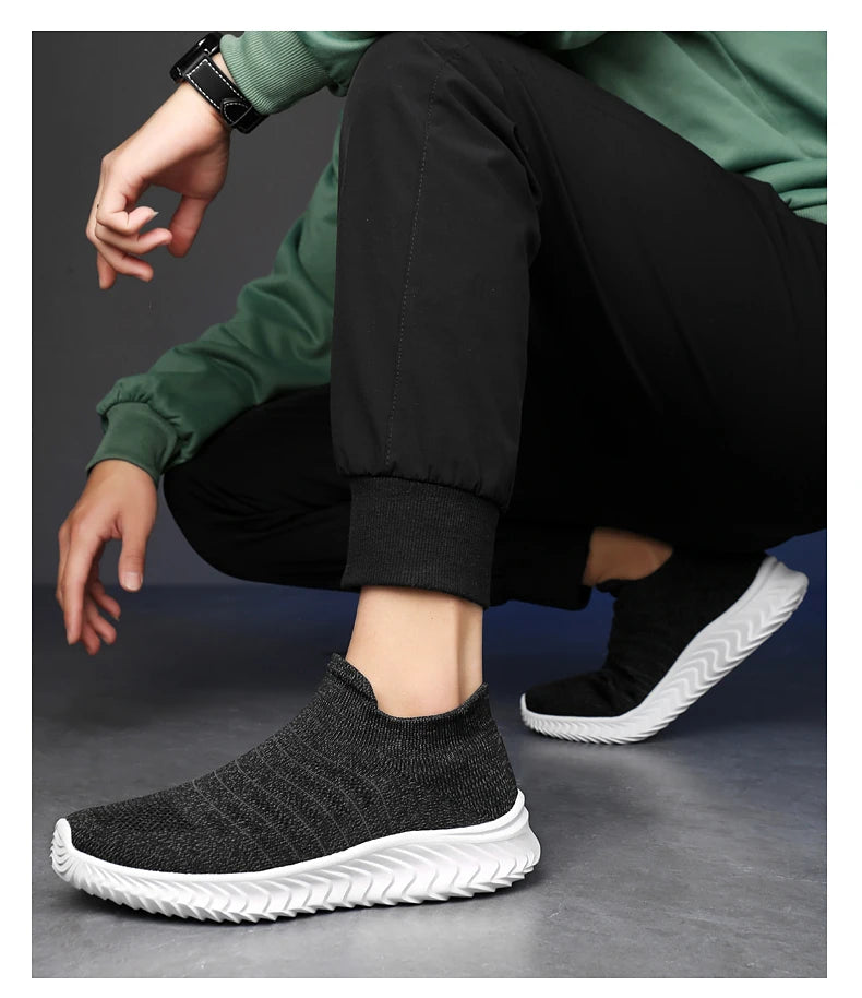 Men's designer spring casual sports shoes breathable ultra-light anti-slip mesh walking loafers new vulcanized shoes