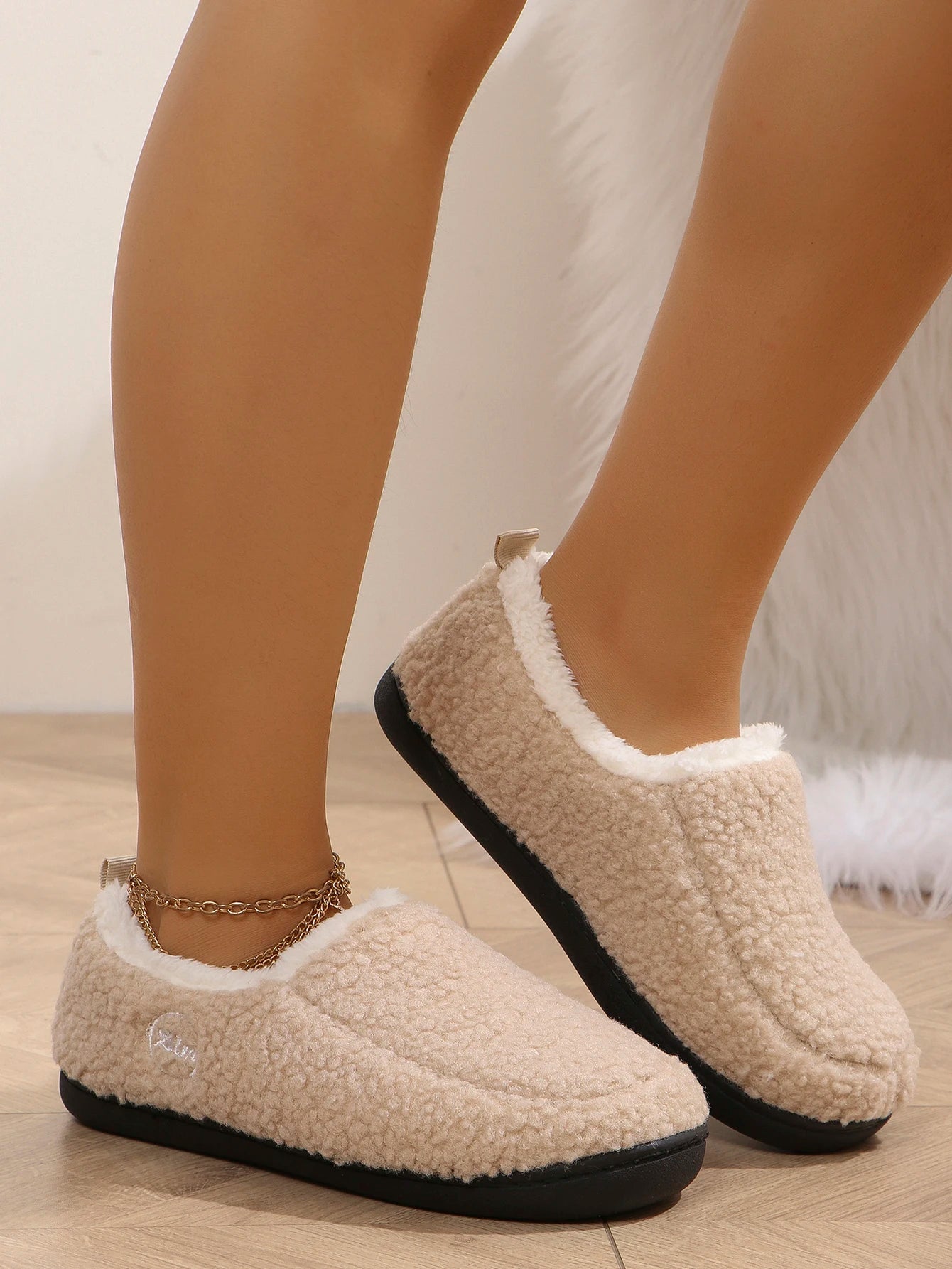 Women's new warm cotton shoes, comfortable and cute lazy shoes, cute short boots