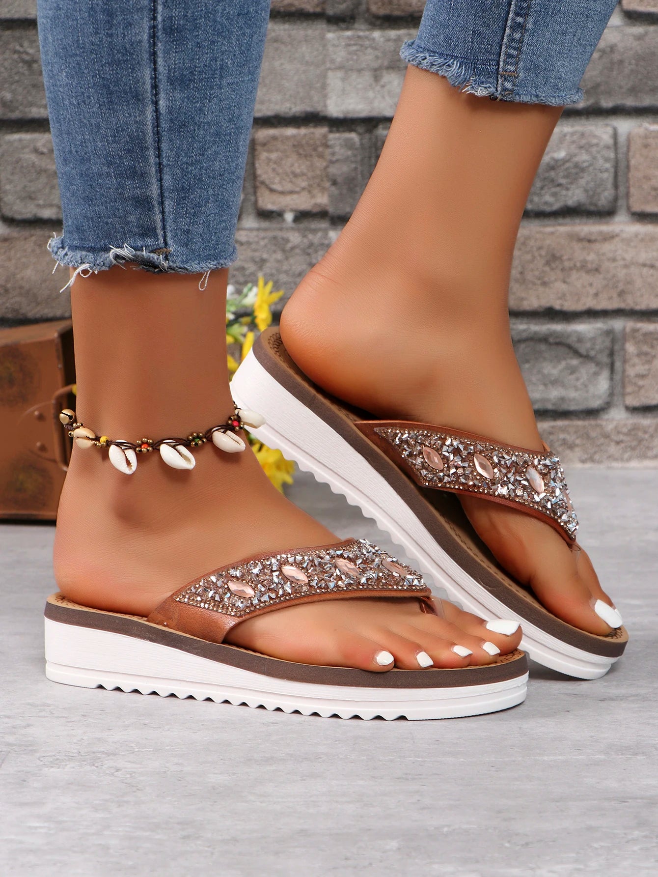 Women's ethnic style slippers 2024 new summer fashion versatile trend herringbone slippers holiday vacation beach shoes