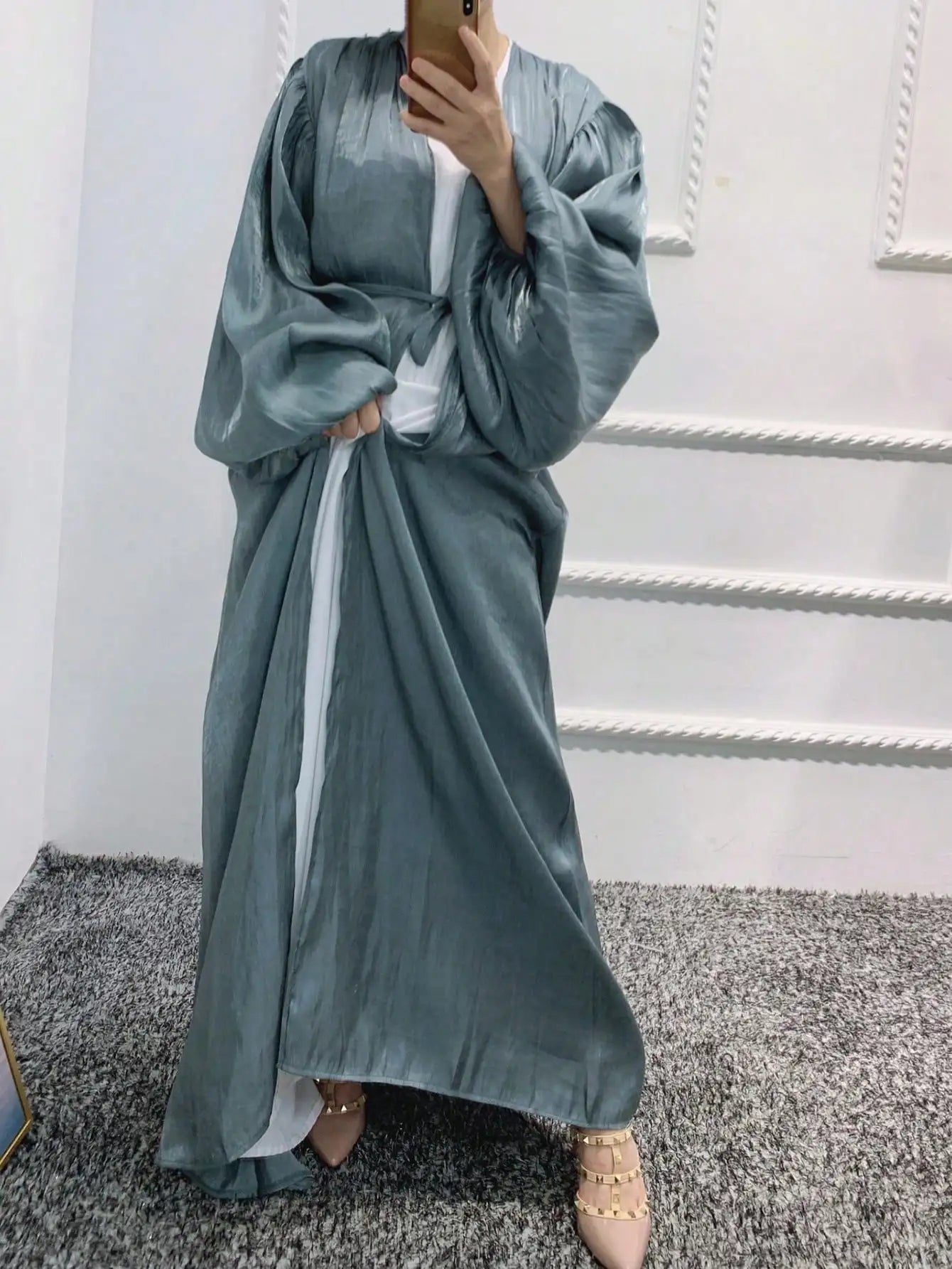 1pc Elegant And Fashionable Satin-Like Flowy Shawl Robe With Lantern Sleeves, Suitable For Daily Wear And Gatherings