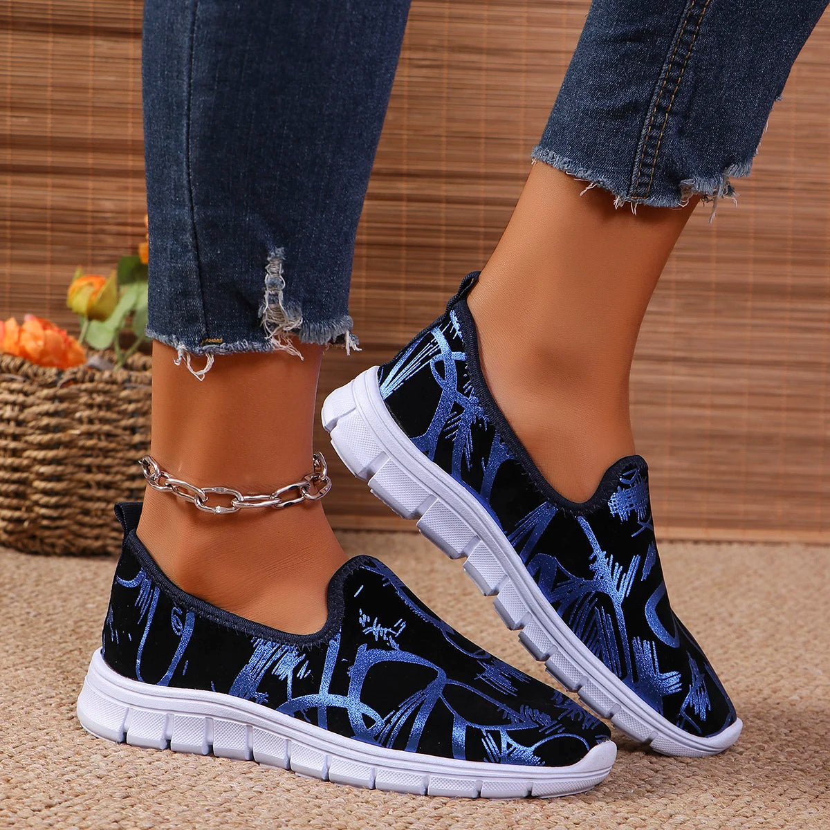 Women's new casual single shoes, internet famous breathable and comfortable cloth shoes