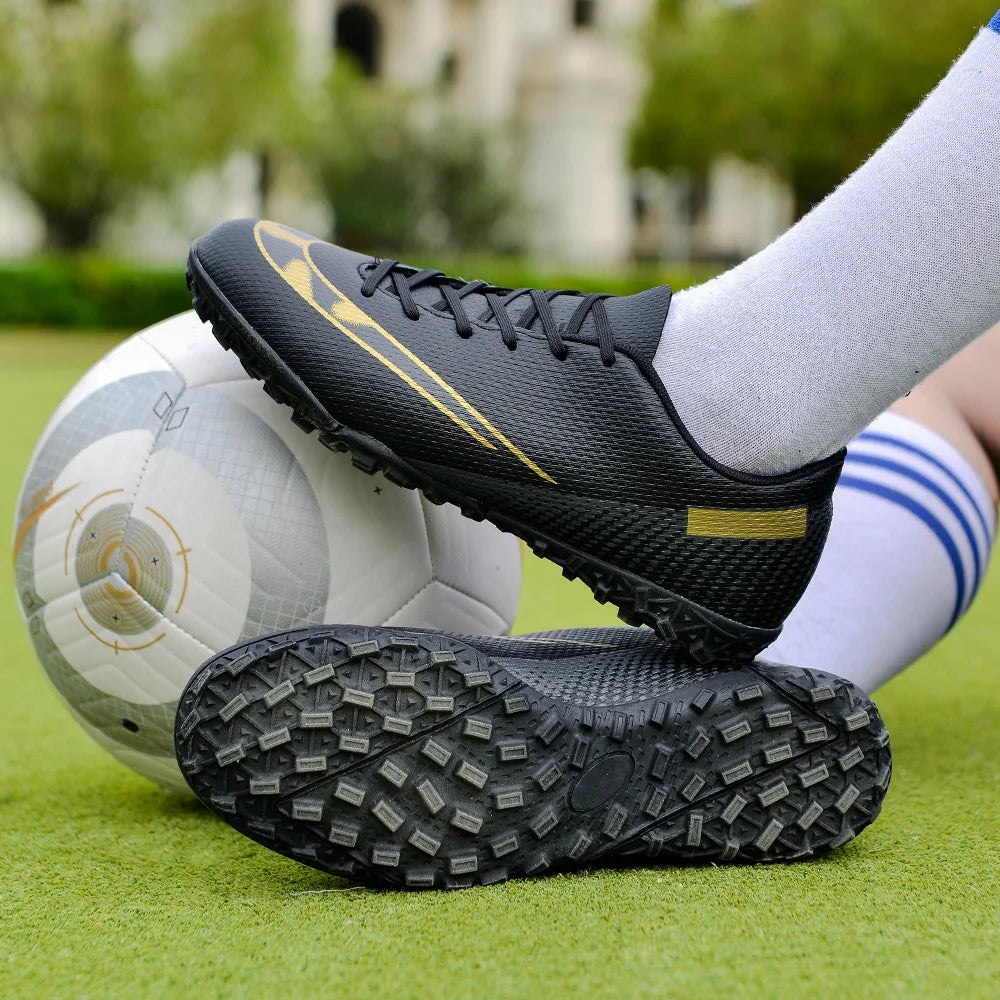 New low-top football shoes leisure sports outdoor training non-slip comfortable fashion shoes for men and women children