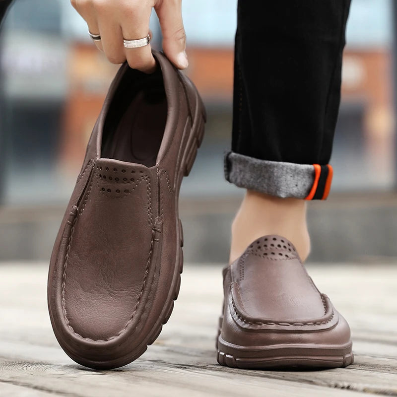 Men's non-slip waterproof casual leather shoes lace-up chef work shoes plus size men's shoes new 2024