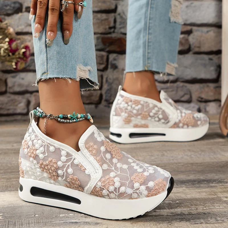 Embroidery Thick Platform Sneakers Women 2023 Autumn Breathable Mesh Loafers Woman Plus Size 42 Slip On Wedge Heels Casual Shoes